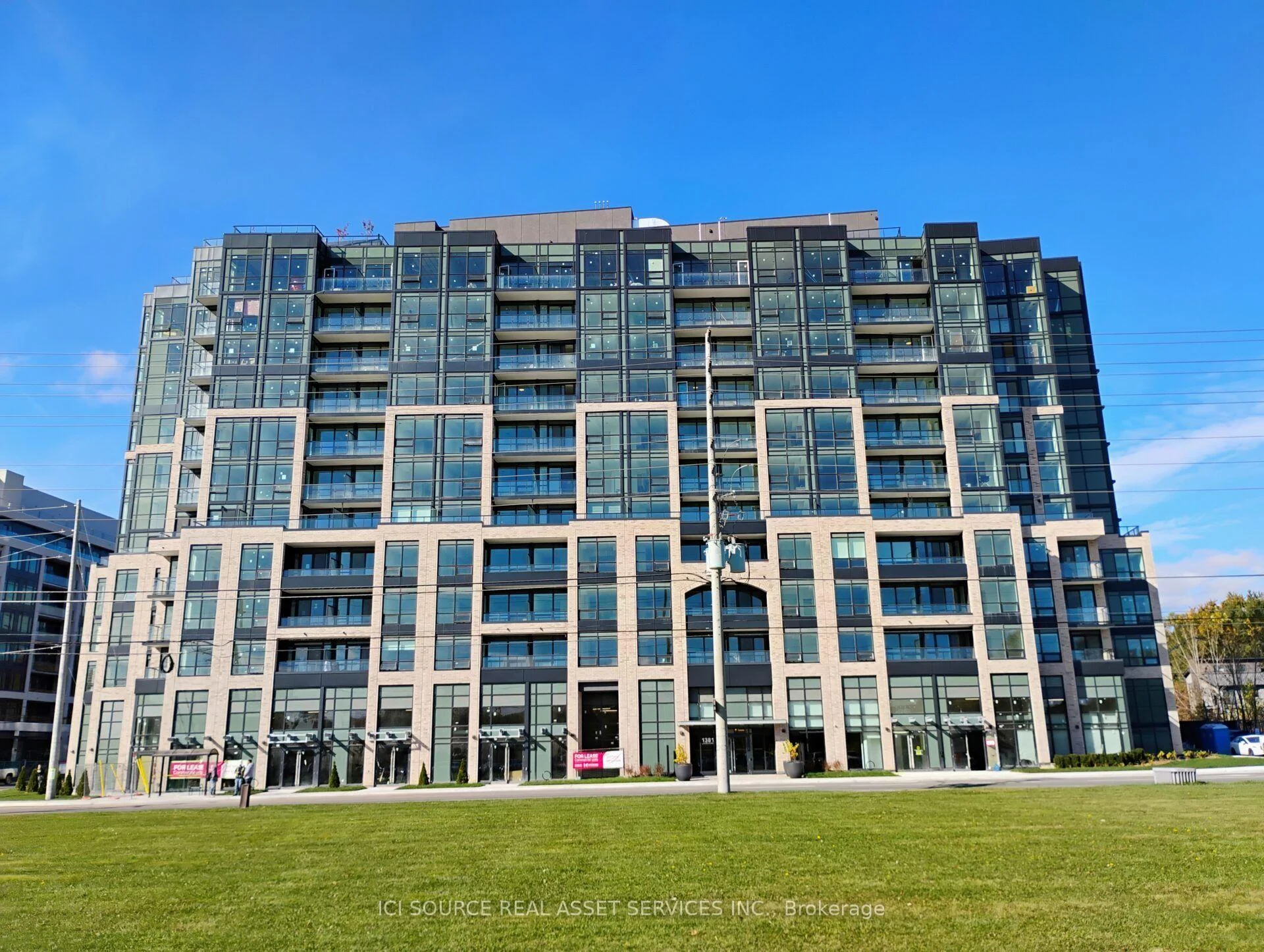 Photo of Unit 525, 1381 Lakeshore Road E