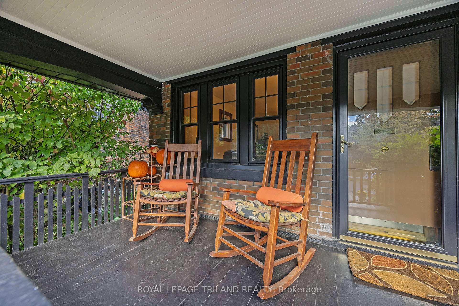 Photo 4 of 8 McKenzie Avenue, London, South F — HOMEH