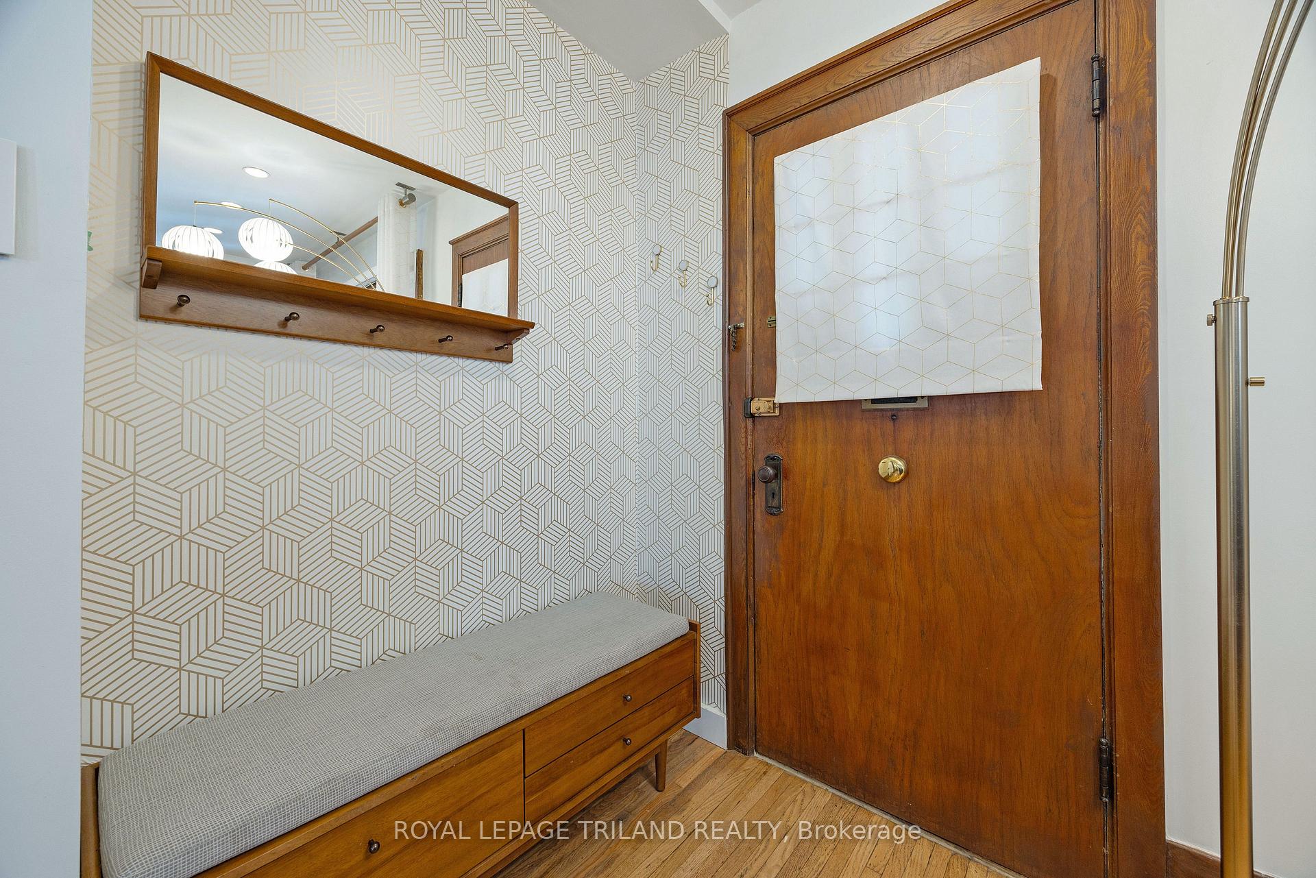 Photo 6 of 8 McKenzie Avenue, London, South F — HOMEH