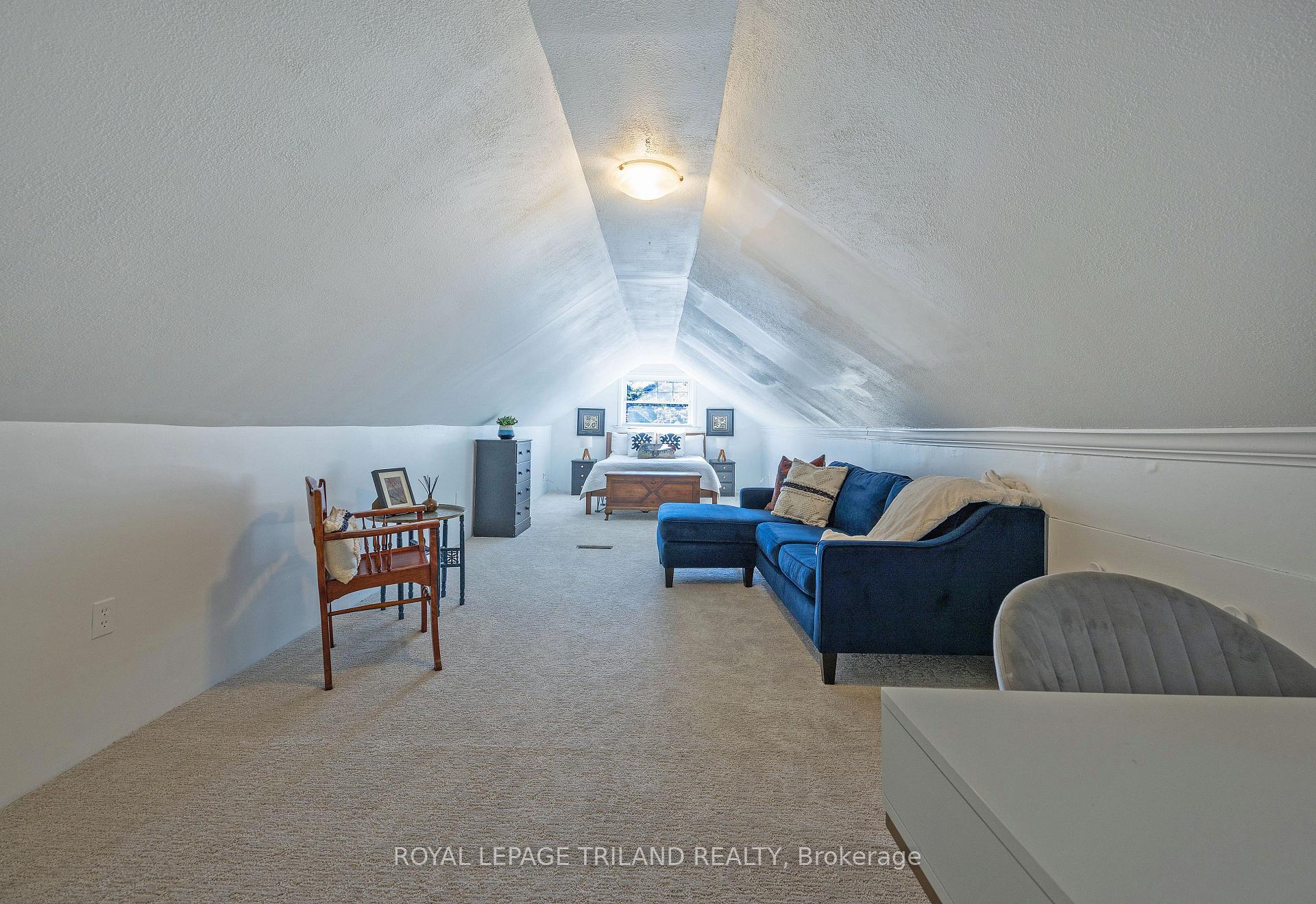 Photo 21 of 8 McKenzie Avenue, London, South F — HOMEH