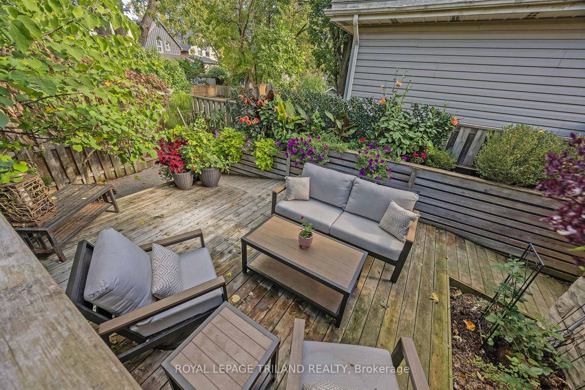 Photo 27 of 8 McKenzie Avenue, London, South F — HOMEH