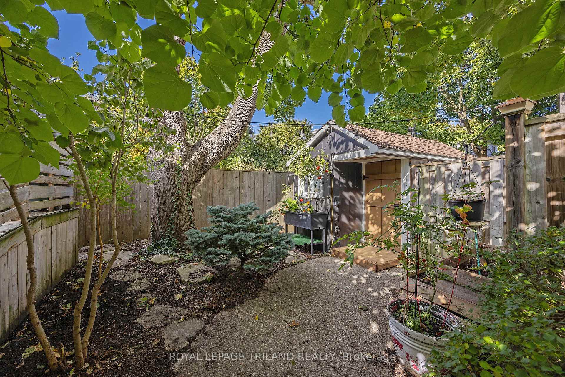 Photo 31 of 8 McKenzie Avenue, London, South F — HOMEH