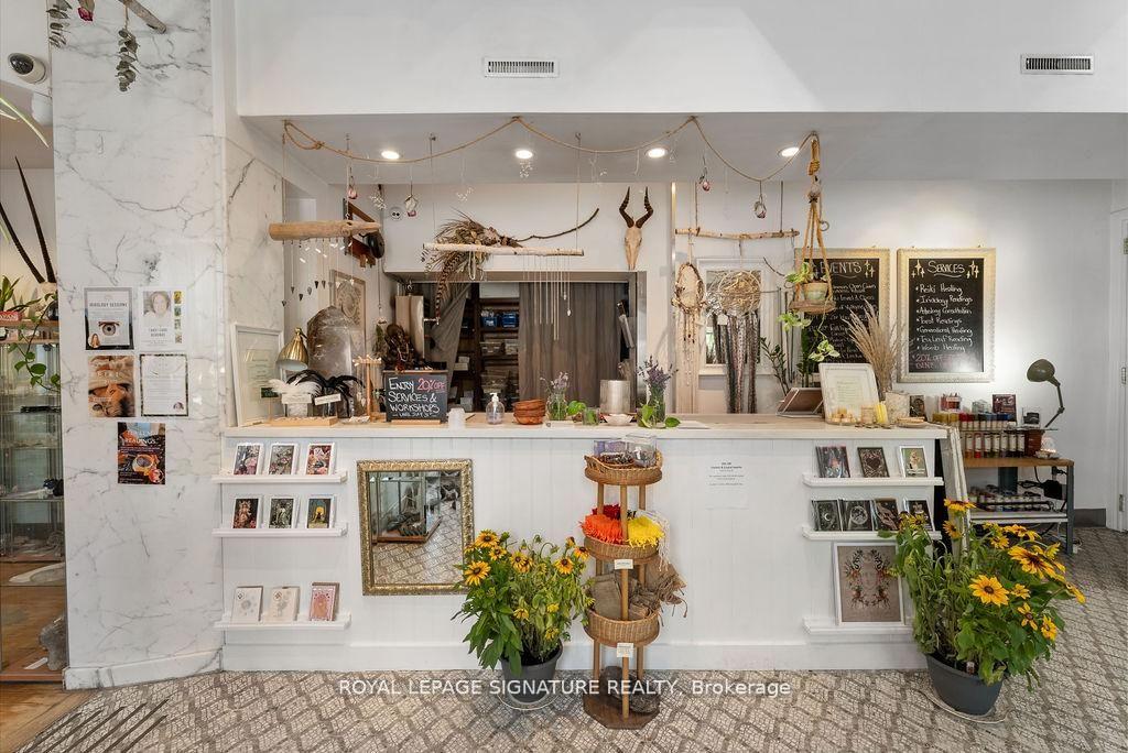 Photo 11 of 154 Harbord Street, Toronto, The Annex — HOMEH