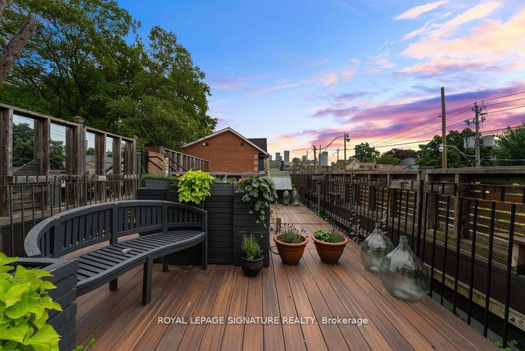 Photo 36 of 154 Harbord Street, Toronto, The Annex — HOMEH