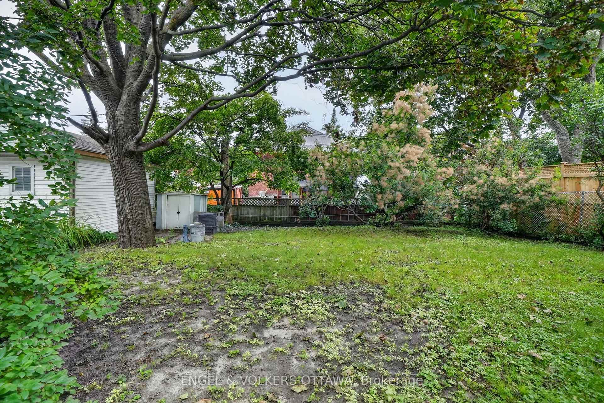 Photo 18 of 9 Geneva Street, Ottawa, Ottawa West — HOMEH