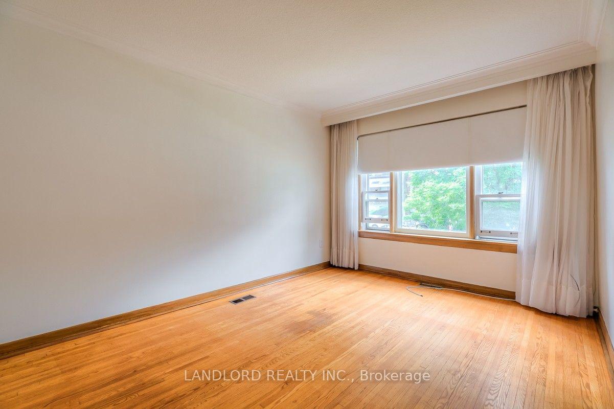 Photo 5 of 85 Greenlaw Avenue, Toronto, Corso Italia-Davenport — HOMEH