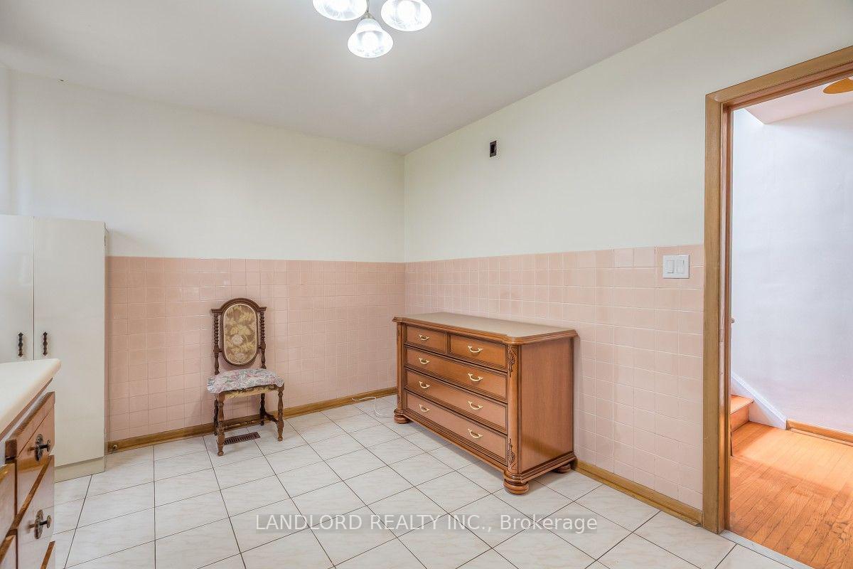 Photo 11 of 85 Greenlaw Avenue, Toronto, Corso Italia-Davenport — HOMEH