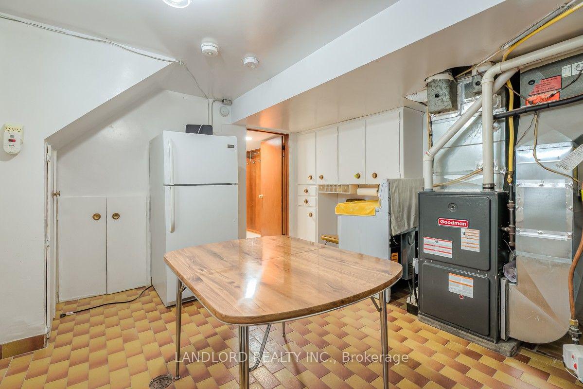 Photo 30 of 85 Greenlaw Avenue, Toronto, Corso Italia-Davenport — HOMEH