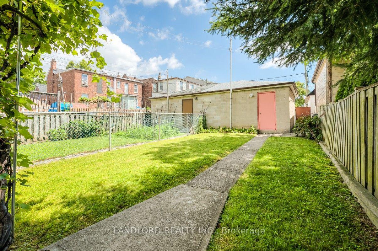 Photo 32 of 85 Greenlaw Avenue, Toronto, Corso Italia-Davenport — HOMEH