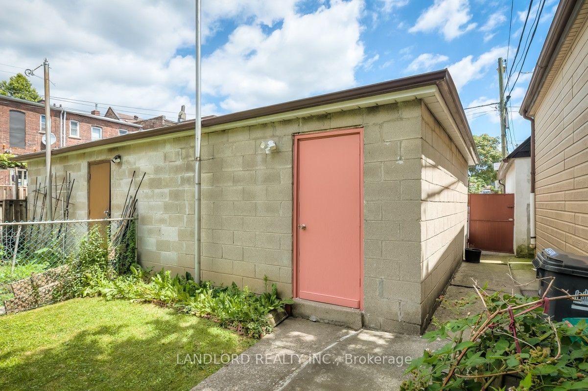 Photo 34 of 85 Greenlaw Avenue, Toronto, Corso Italia-Davenport — HOMEH