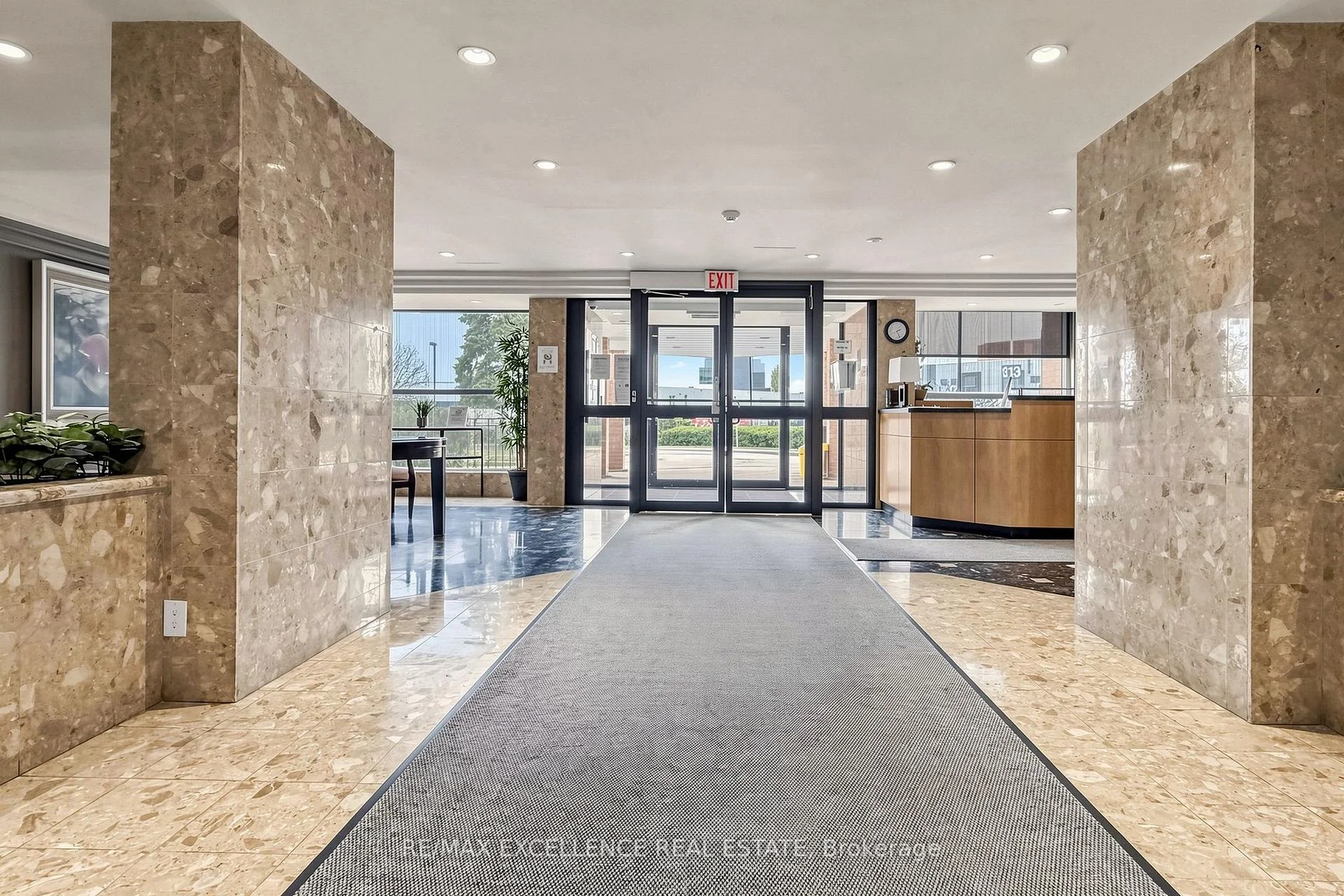 Photo 4 of Unit 524, 6 Humberline Drive, Etobicoke, West Humber-Clairville — HOMEH
