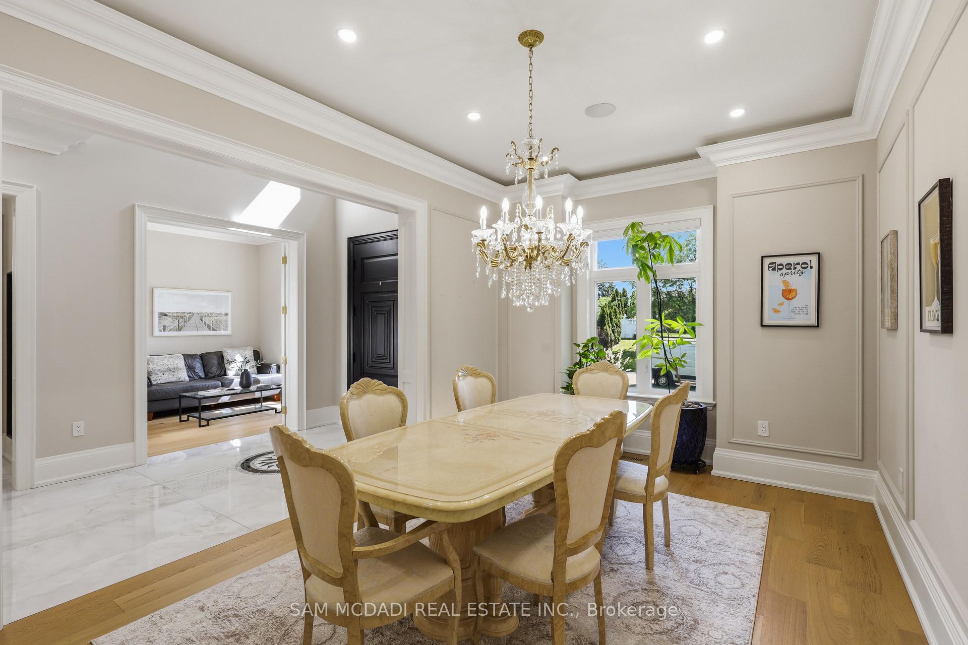 Photo 6 of 403 Willis Drive, Oakville, West — HOMEH