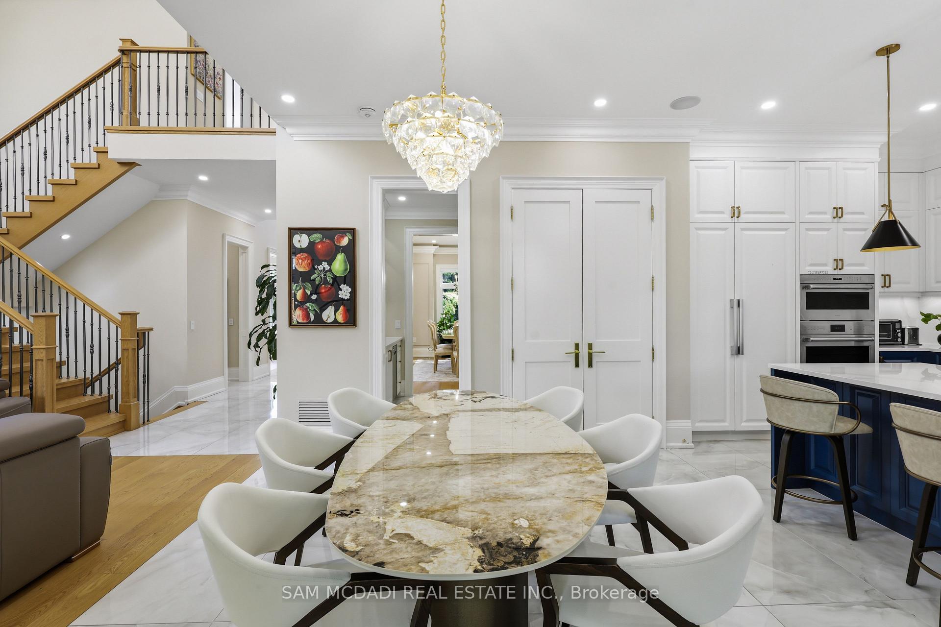 Photo 9 of 403 Willis Drive, Oakville, West — HOMEH