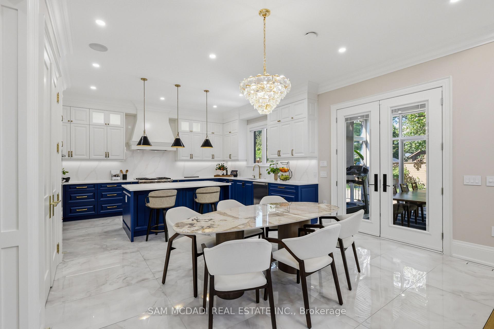 Photo 10 of 403 Willis Drive, Oakville, West — HOMEH