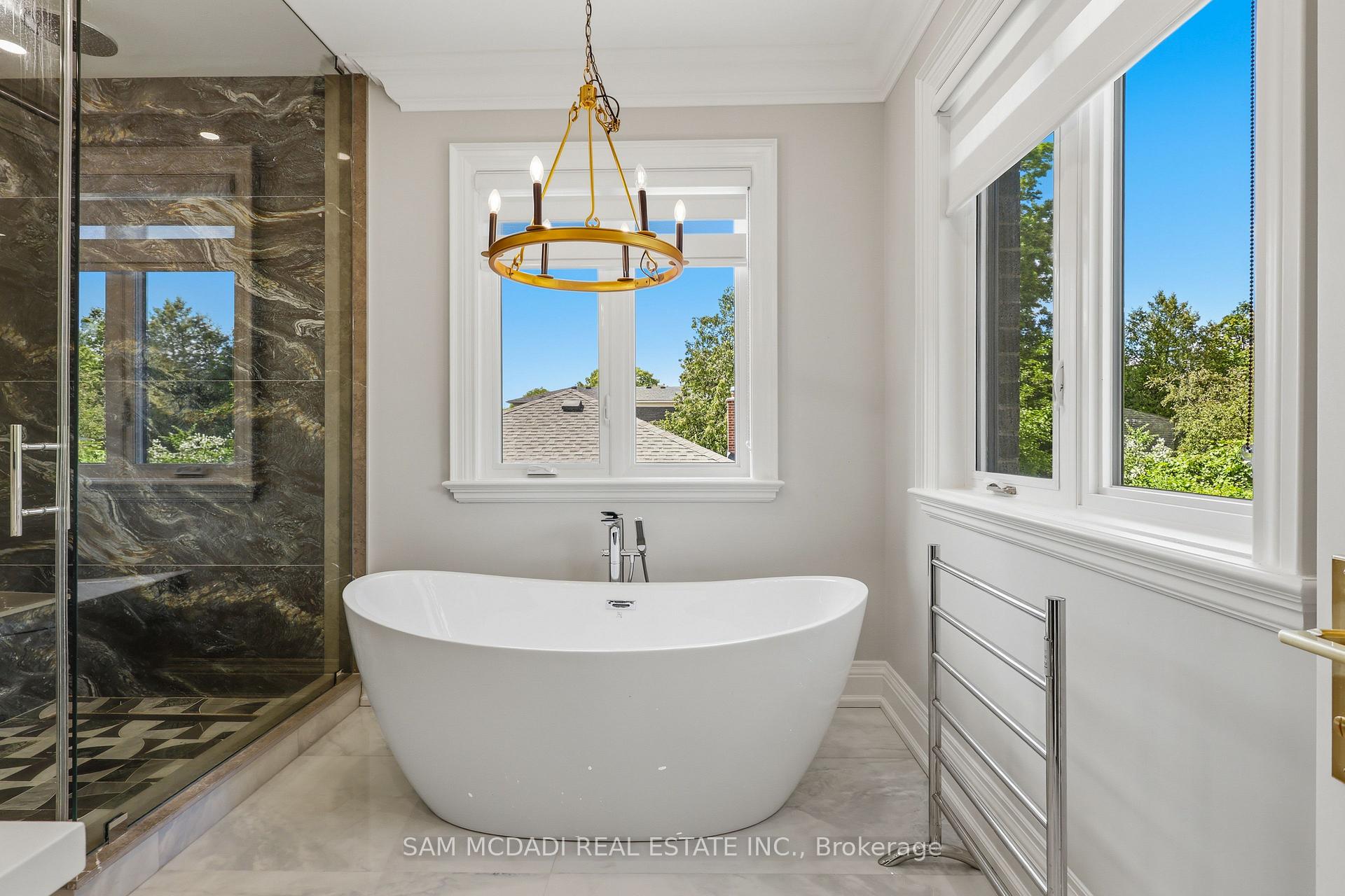 Photo 20 of 403 Willis Drive, Oakville, West — HOMEH