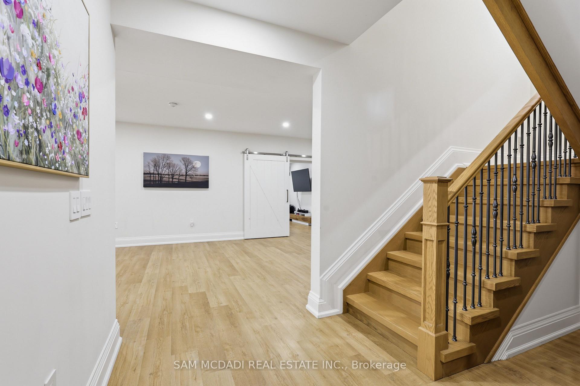 Photo 30 of 403 Willis Drive, Oakville, West — HOMEH