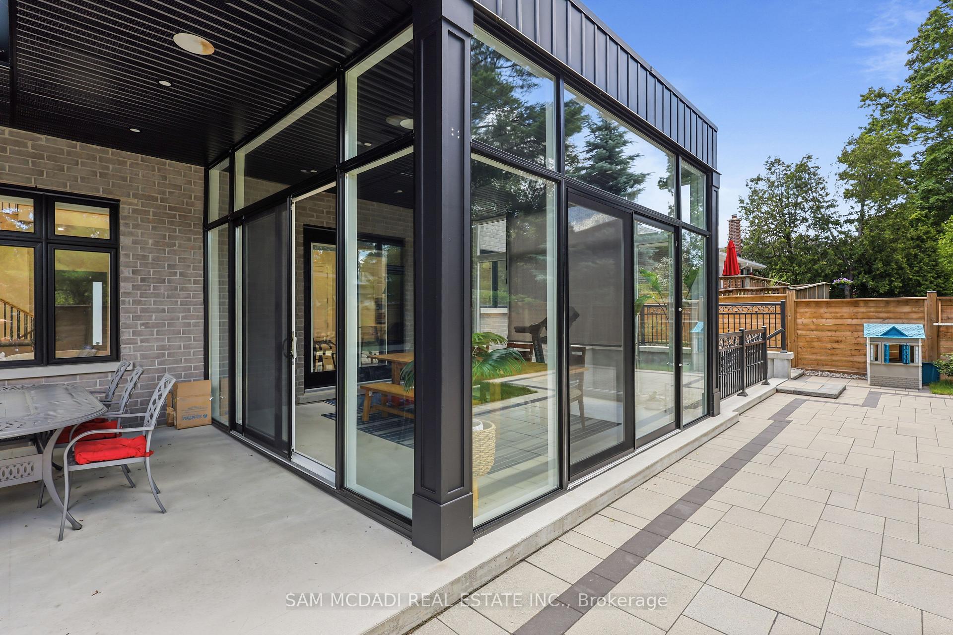 Photo 42 of 403 Willis Drive, Oakville, West — HOMEH