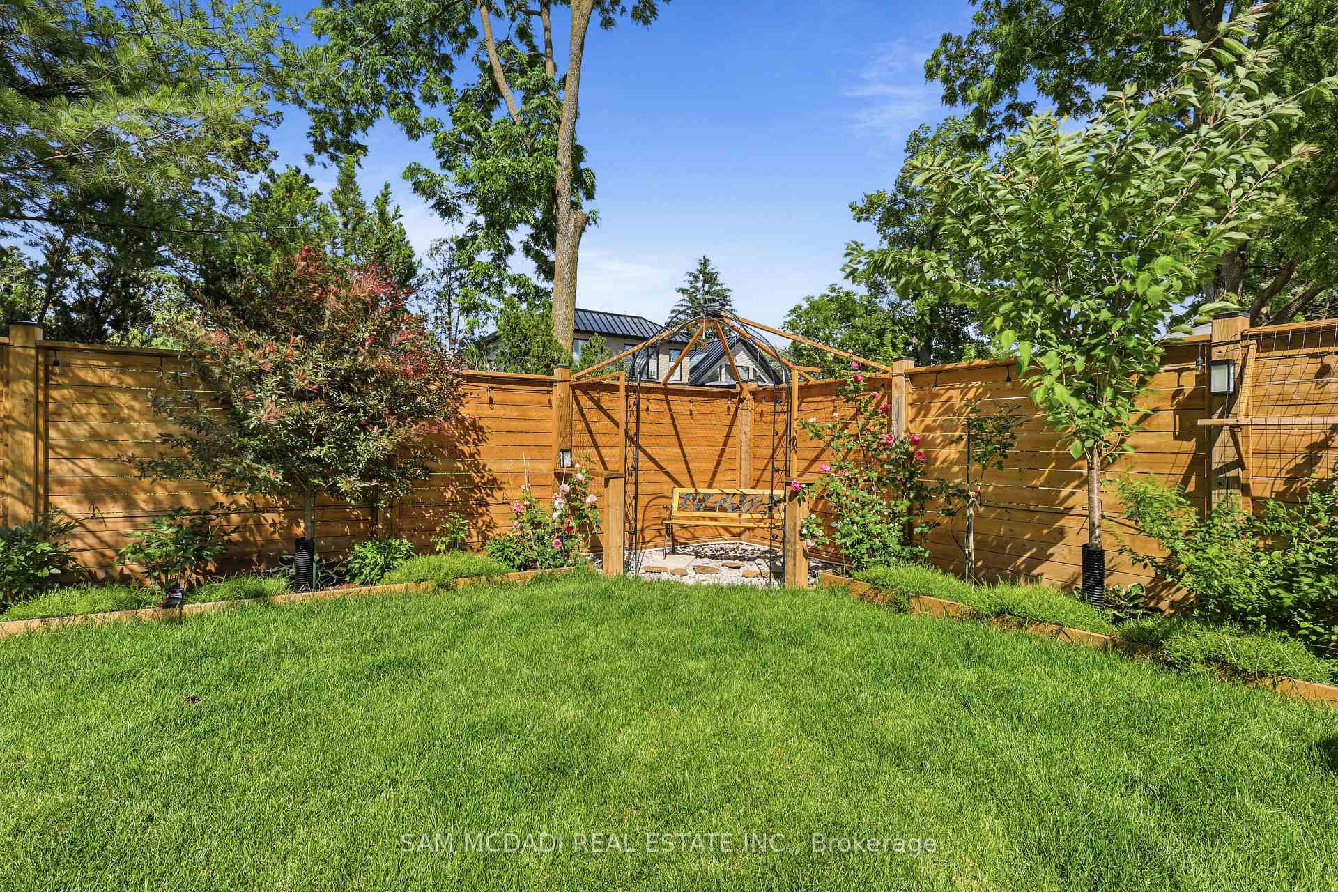 Photo 46 of 403 Willis Drive, Oakville, West — HOMEH