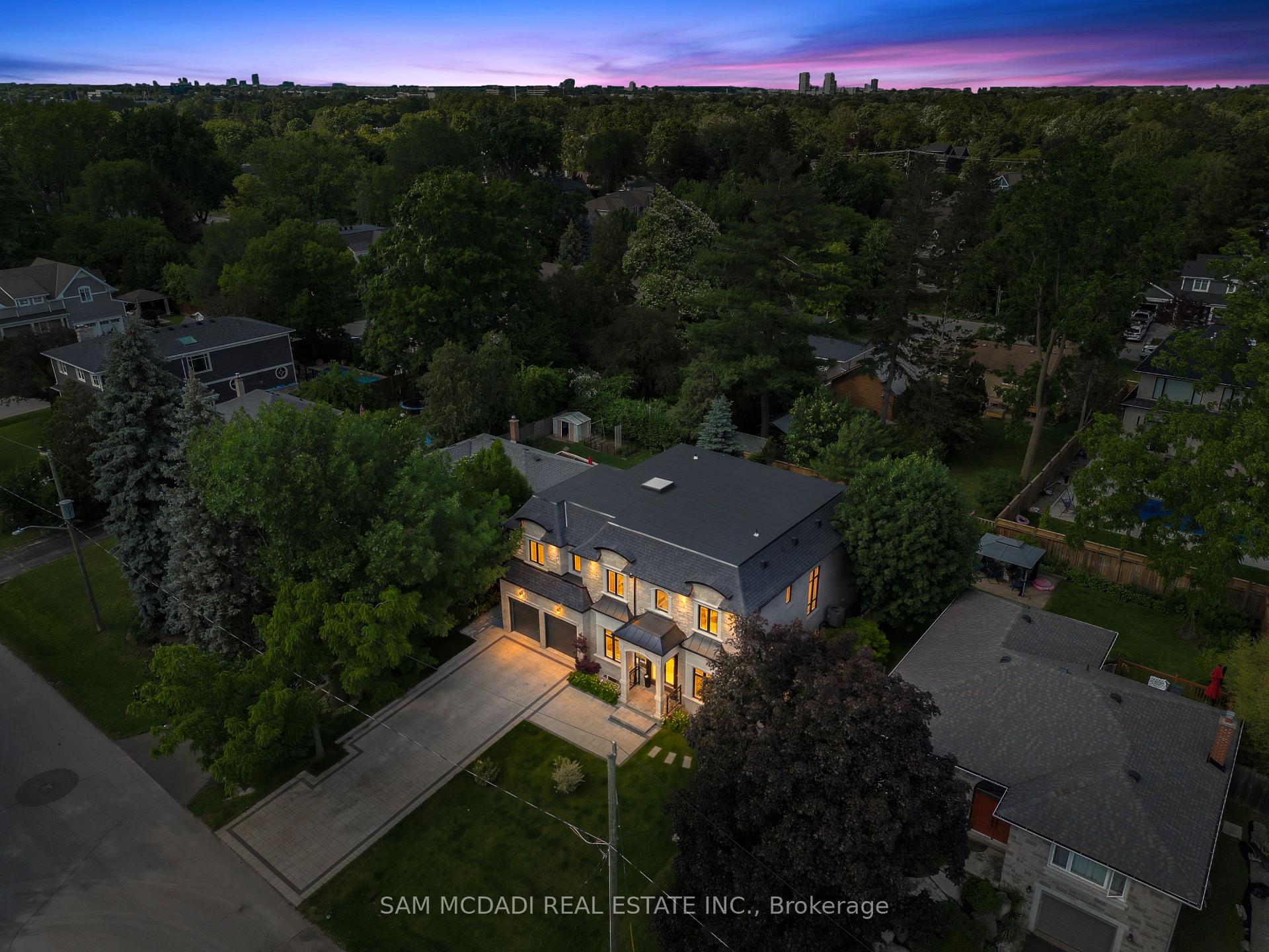 Photo 48 of 403 Willis Drive, Oakville, West — HOMEH