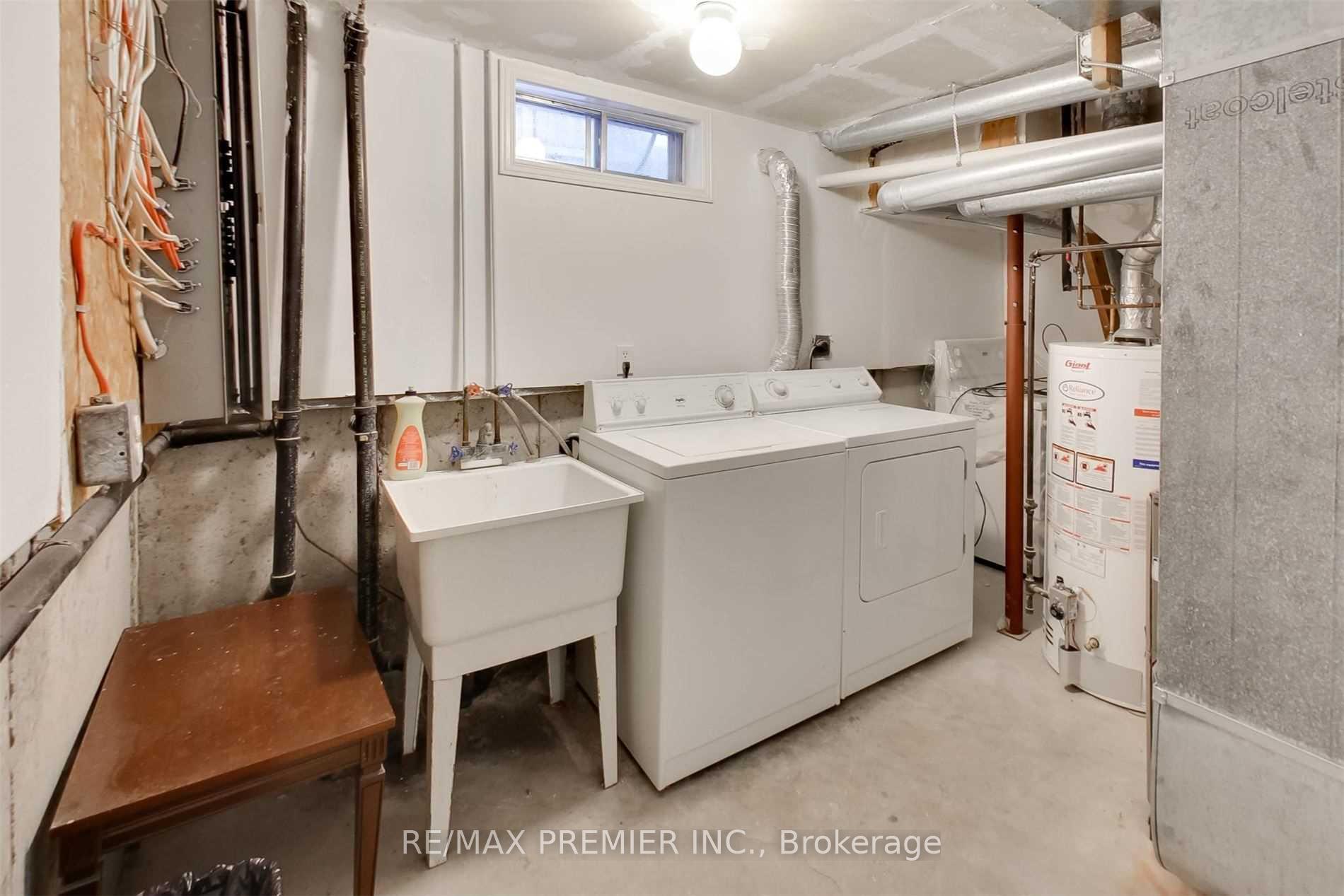 Photo 21 of Unit Bsmt, 77 Fox Run, Barrie, Letitia Heights — HOMEH