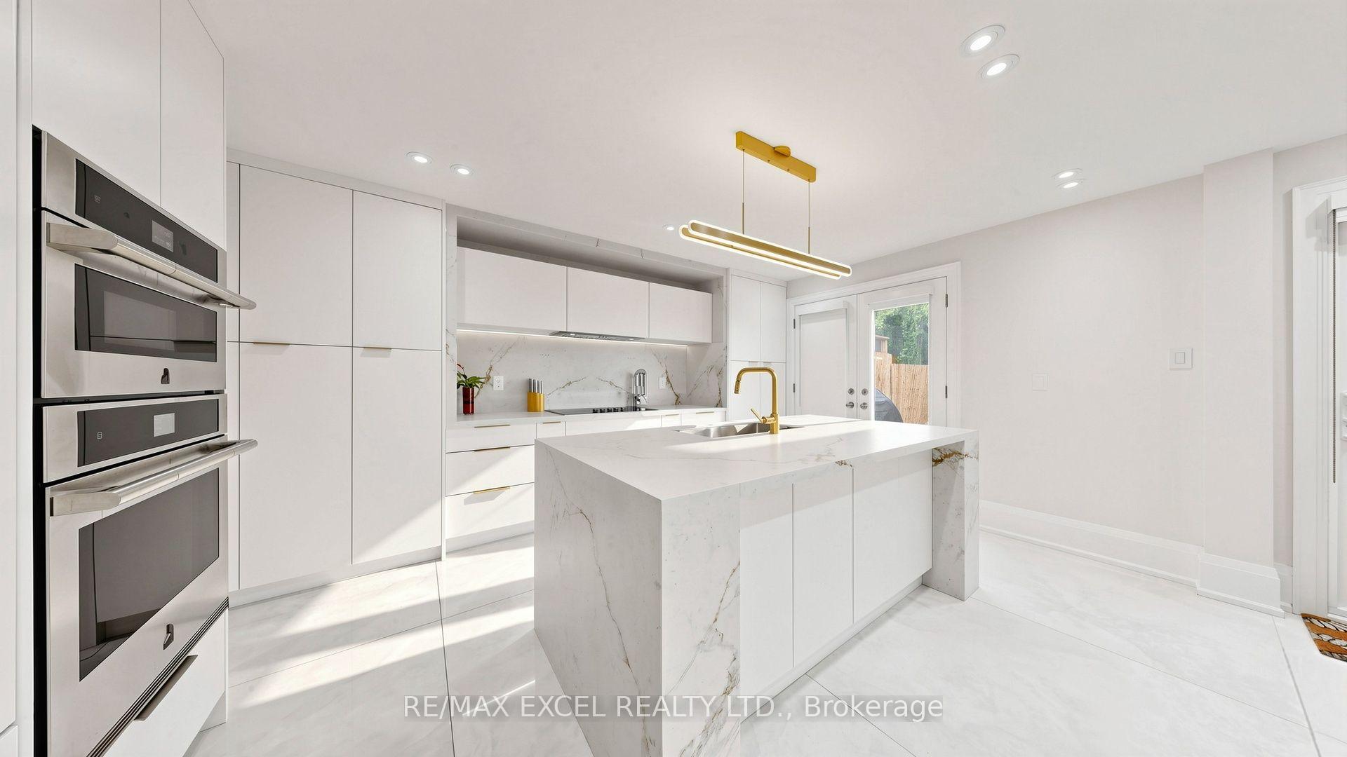 Photo 16 of 2B Trinity Crescent, Richmond Hill, Doncrest — HOMEH