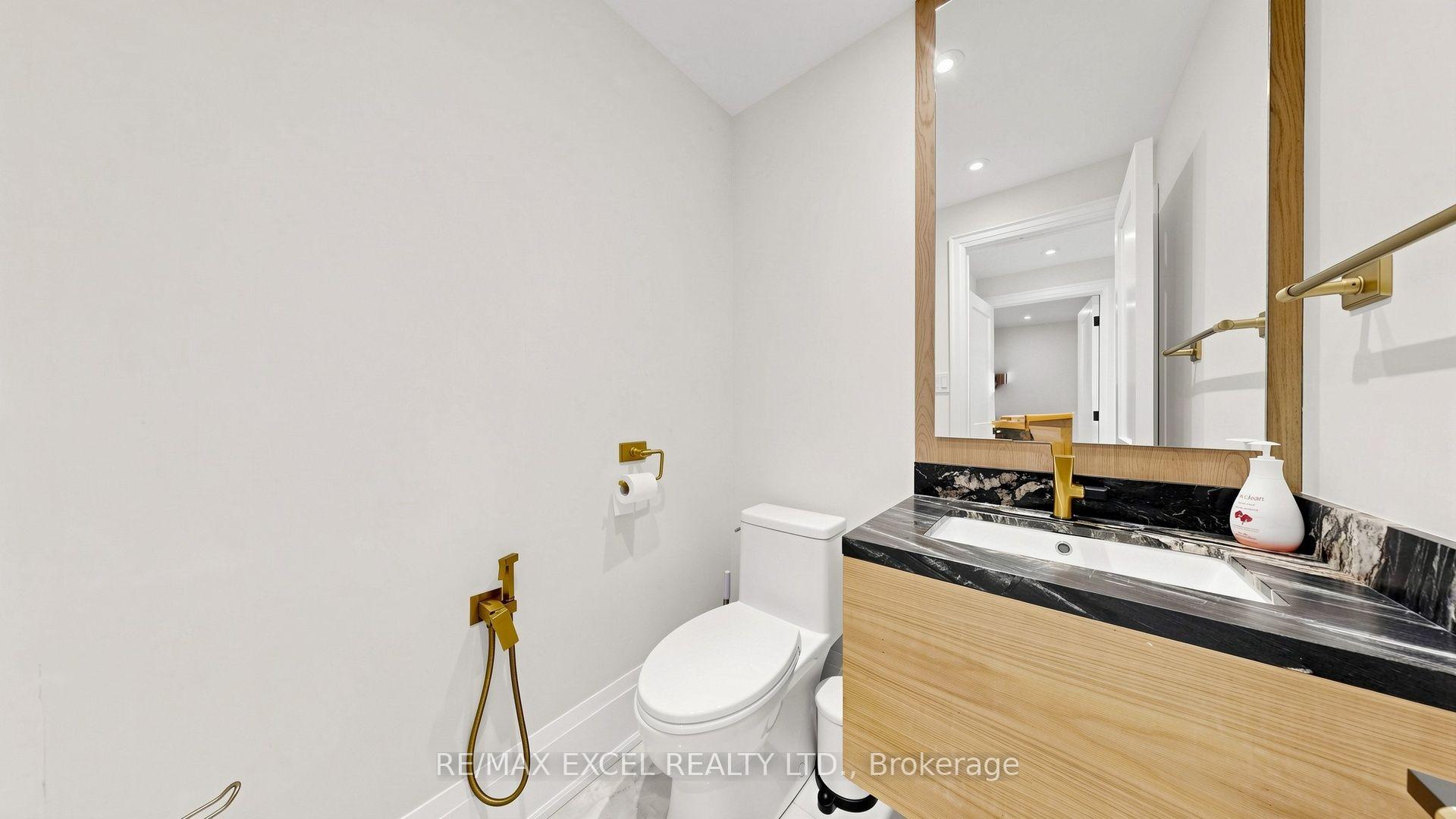 Photo 25 of 2B Trinity Crescent, Richmond Hill, Doncrest — HOMEH