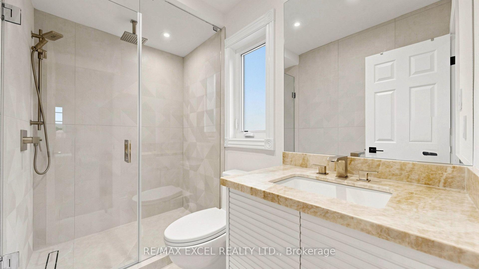 Photo 32 of 2B Trinity Crescent, Richmond Hill, Doncrest — HOMEH