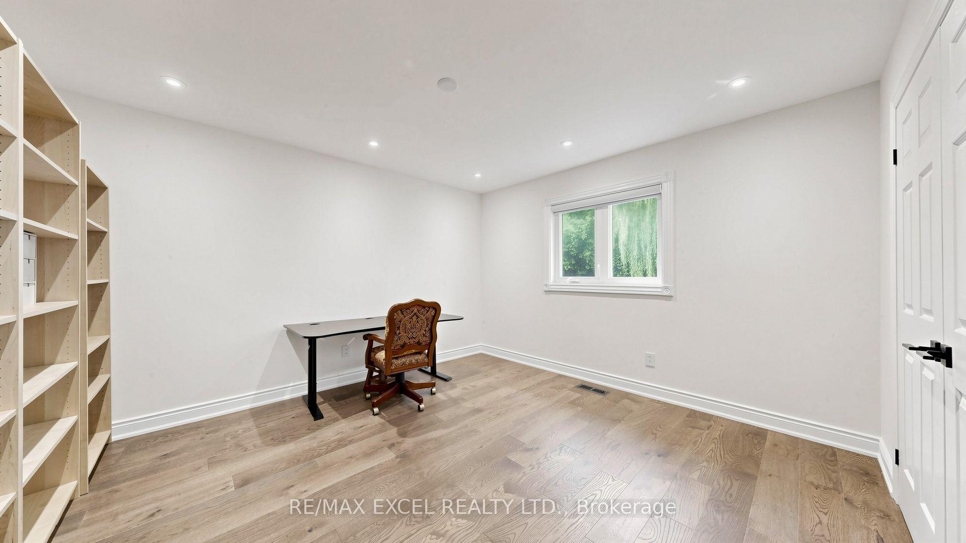 Photo 34 of 2B Trinity Crescent, Richmond Hill, Doncrest — HOMEH