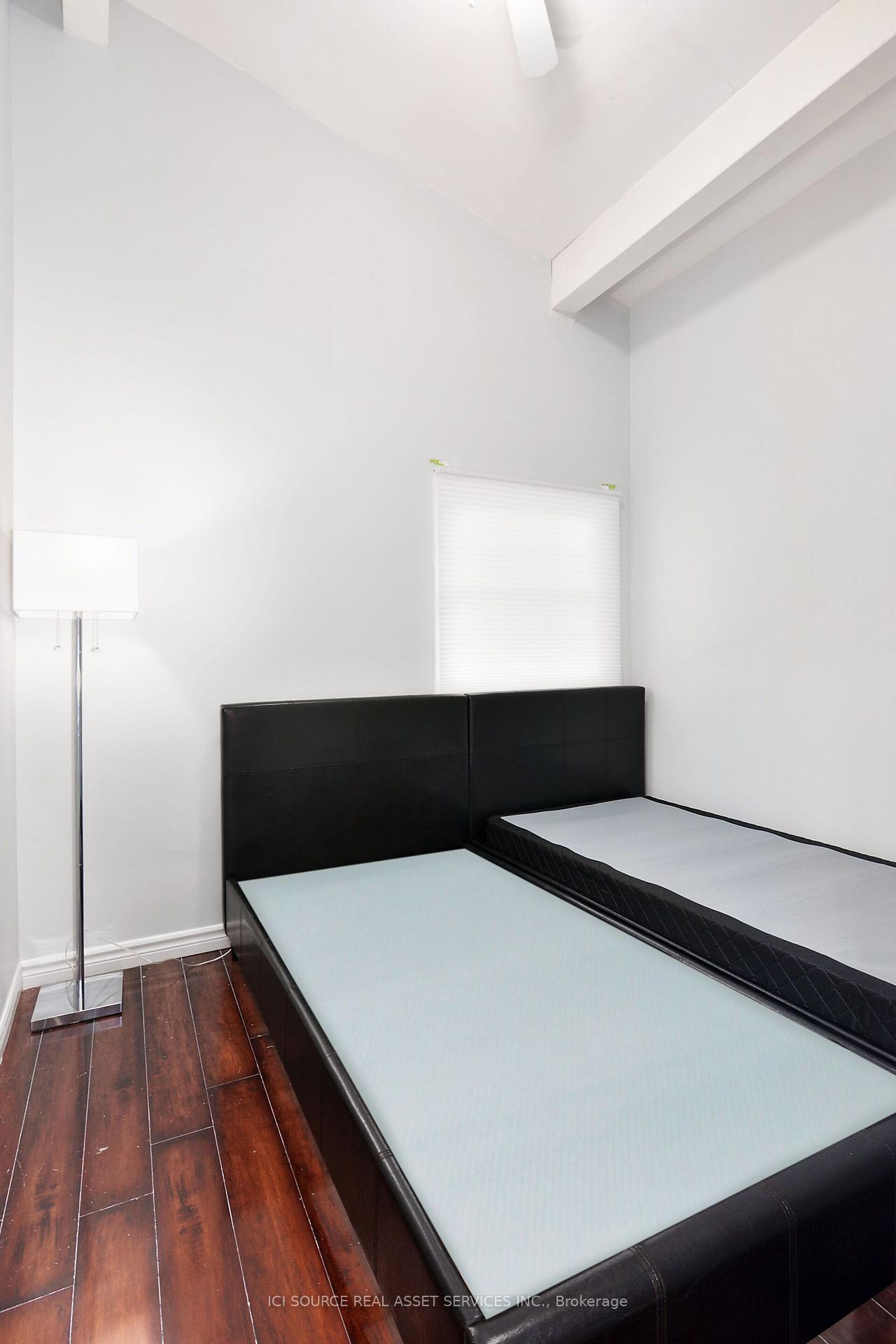 Photo 33 of 1010 Kipps Lane, London, East A — HOMEH