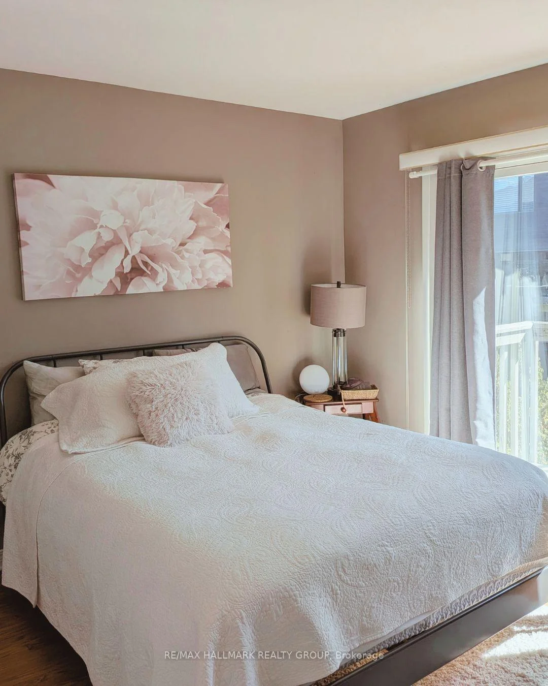 Photo 12 of 144 Springhurst Avenue, Ottawa, Ottawa East — HOMEH