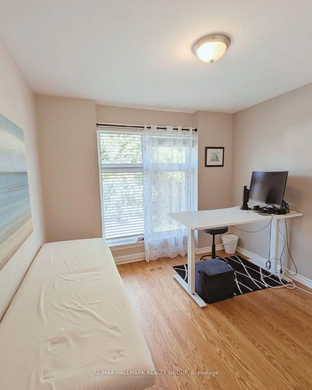 Photo 18 of 144 Springhurst Avenue, Ottawa, Ottawa East — HOMEH