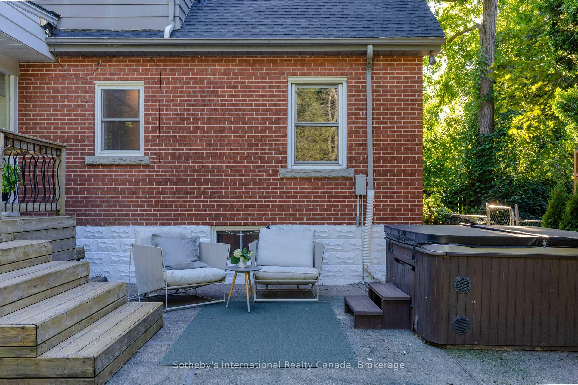 Photo 17 of 27 Arcade Crescent, Hamilton, Southam — HOMEH