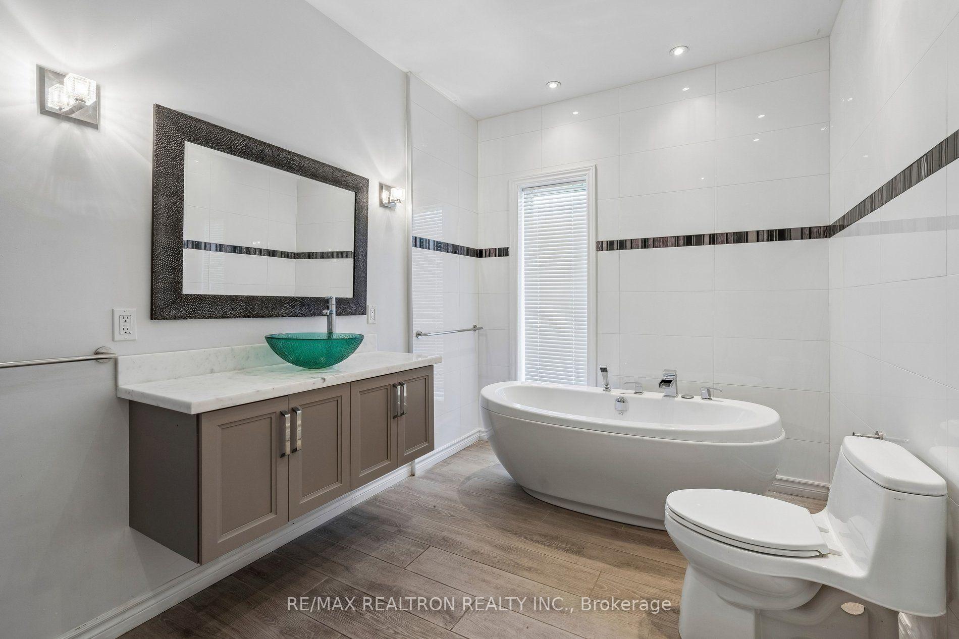 Photo 9 of 99 Midland Avenue, Scarborough, Cliffcrest — HOMEH