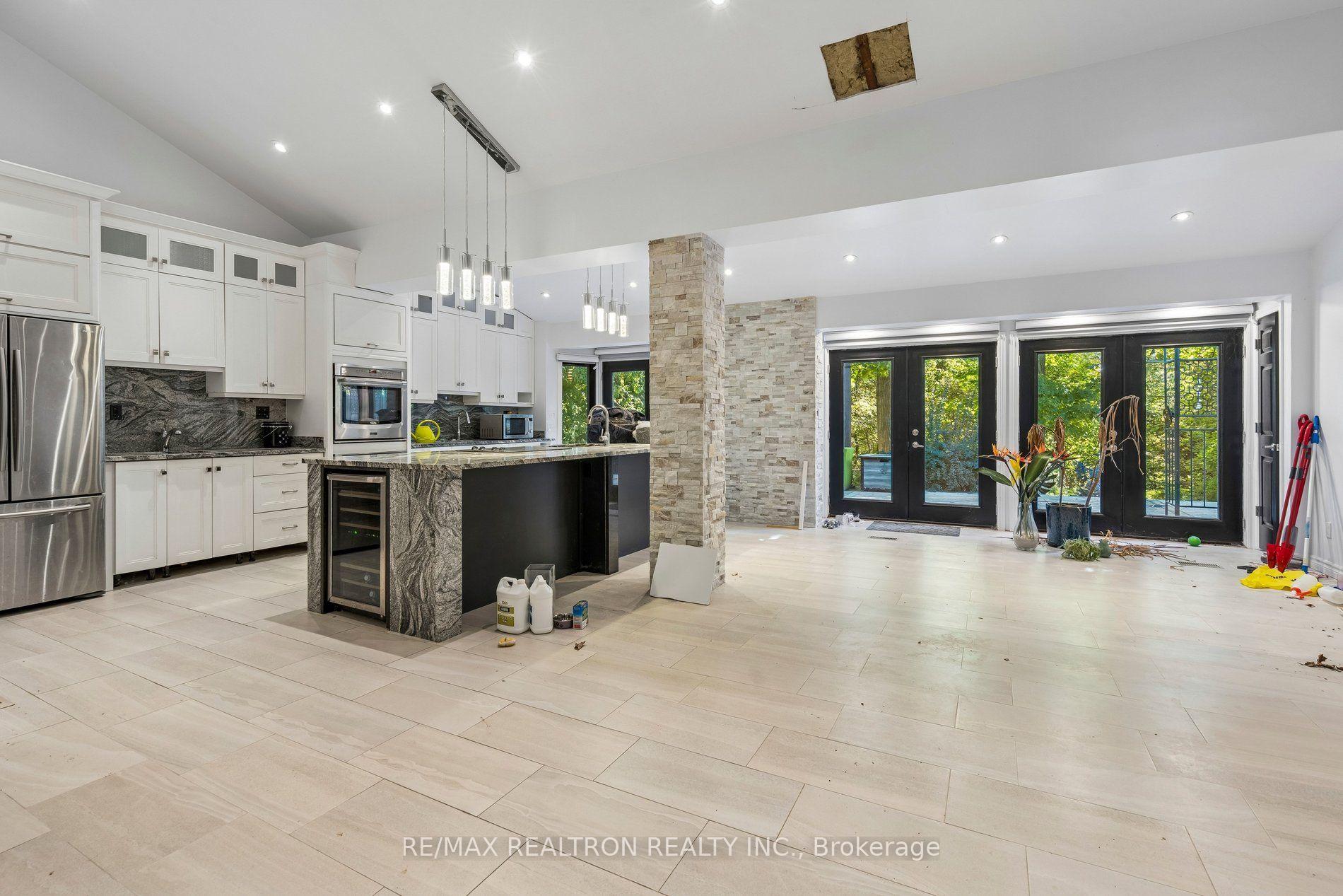 Photo 13 of 99 Midland Avenue, Scarborough, Cliffcrest — HOMEH