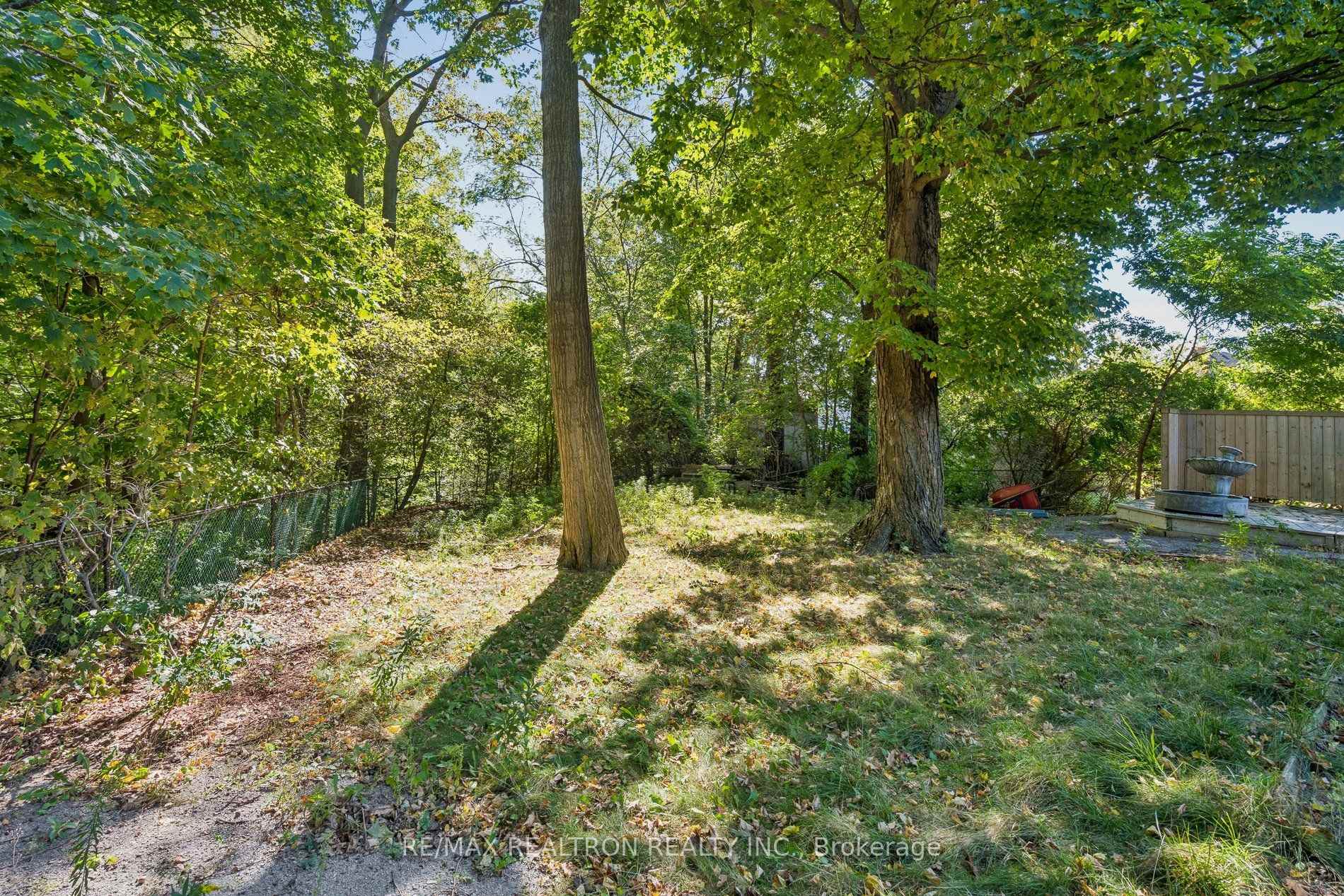 Photo 35 of 99 Midland Avenue, Scarborough, Cliffcrest — HOMEH