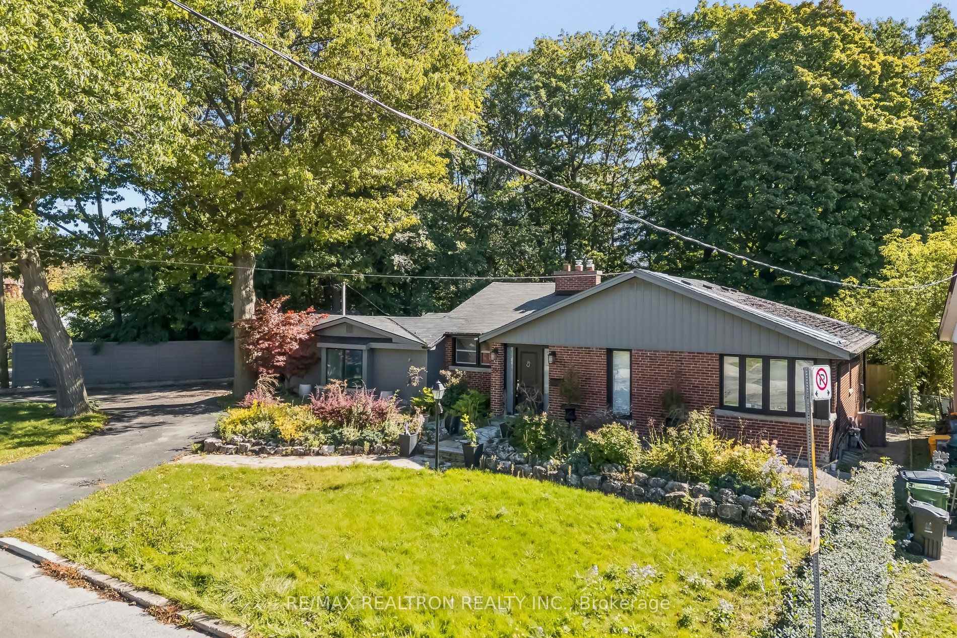 Photo 38 of 99 Midland Avenue, Scarborough, Cliffcrest — HOMEH