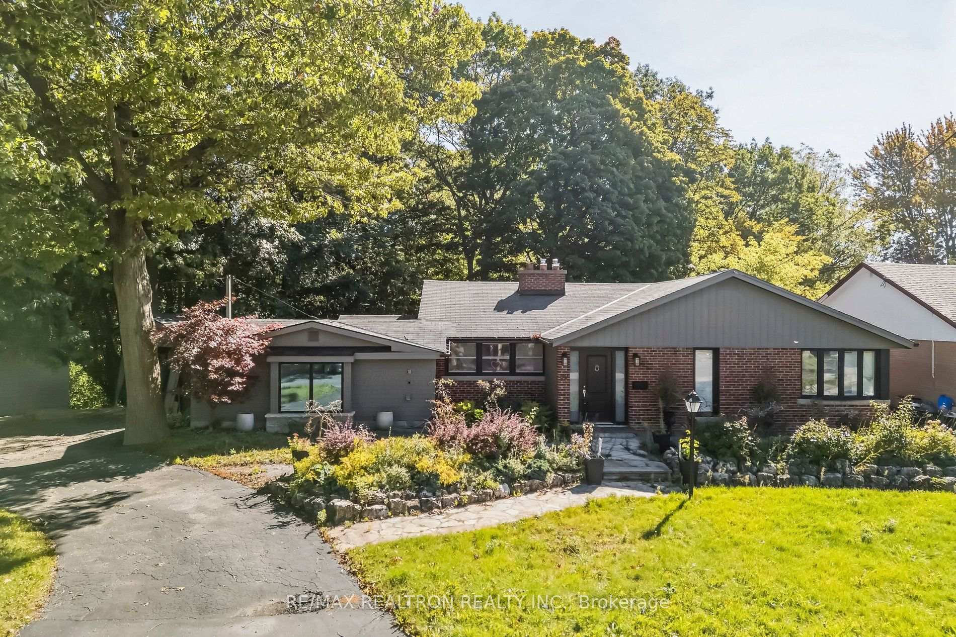 Photo 39 of 99 Midland Avenue, Scarborough, Cliffcrest — HOMEH