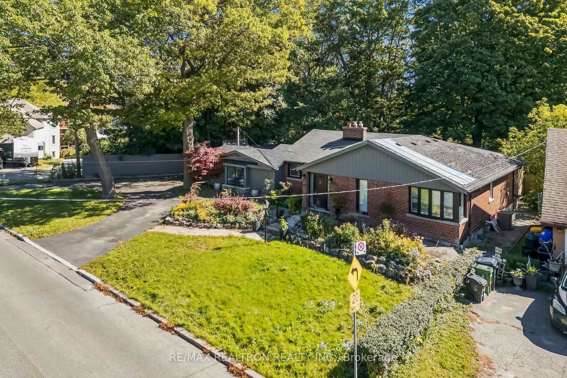 Photo 43 of 99 Midland Avenue, Scarborough, Cliffcrest — HOMEH