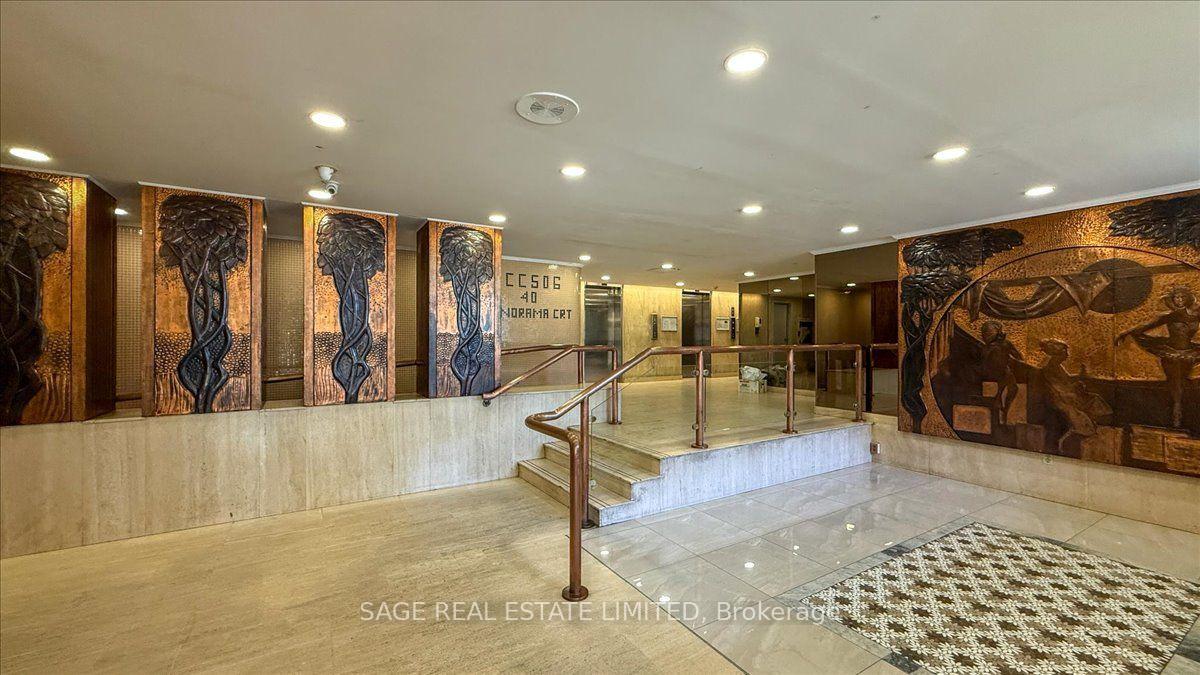 Photo 32 of 40 Panorama Court, Etobicoke, Mount Olive-Silverstone-Jamestown — HOMEH