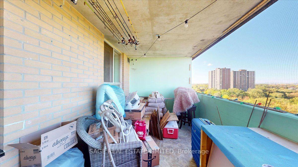Photo 39 of 40 Panorama Court, Etobicoke, Mount Olive-Silverstone-Jamestown — HOMEH