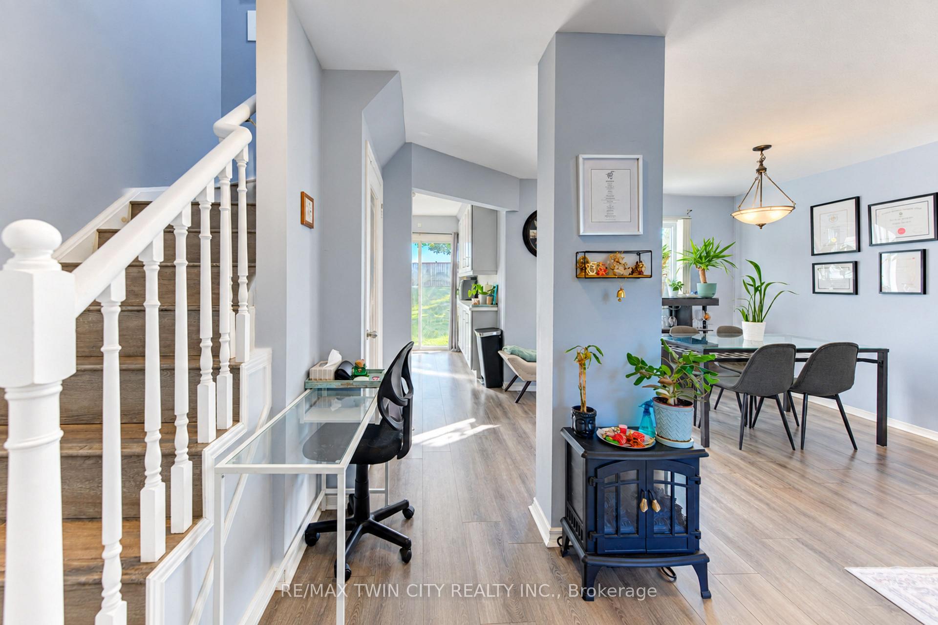 Photo 3 of 190 Nith River Way, North Dumfries, Ayr — HOMEH