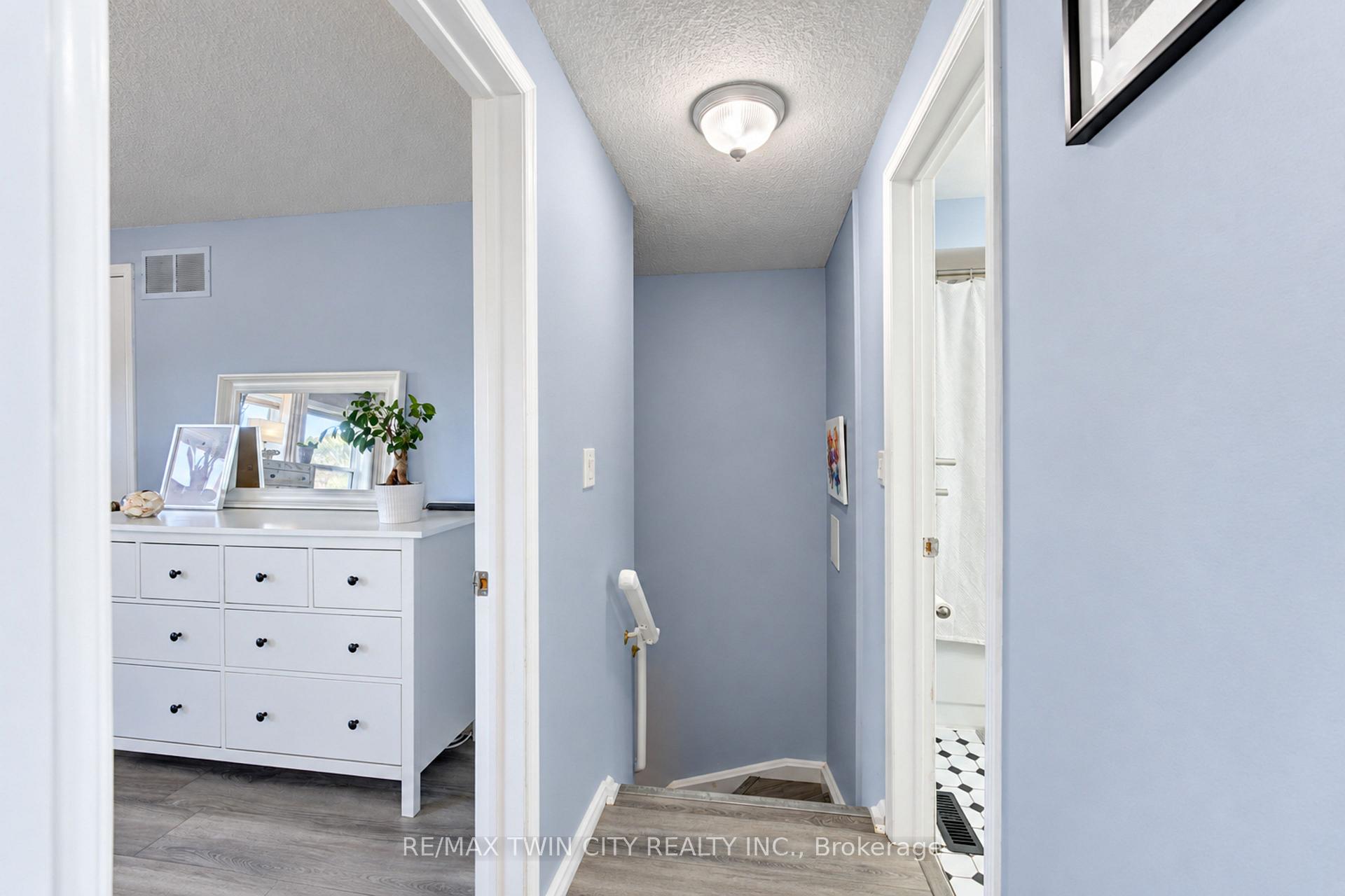 Photo 15 of 190 Nith River Way, North Dumfries, Ayr — HOMEH