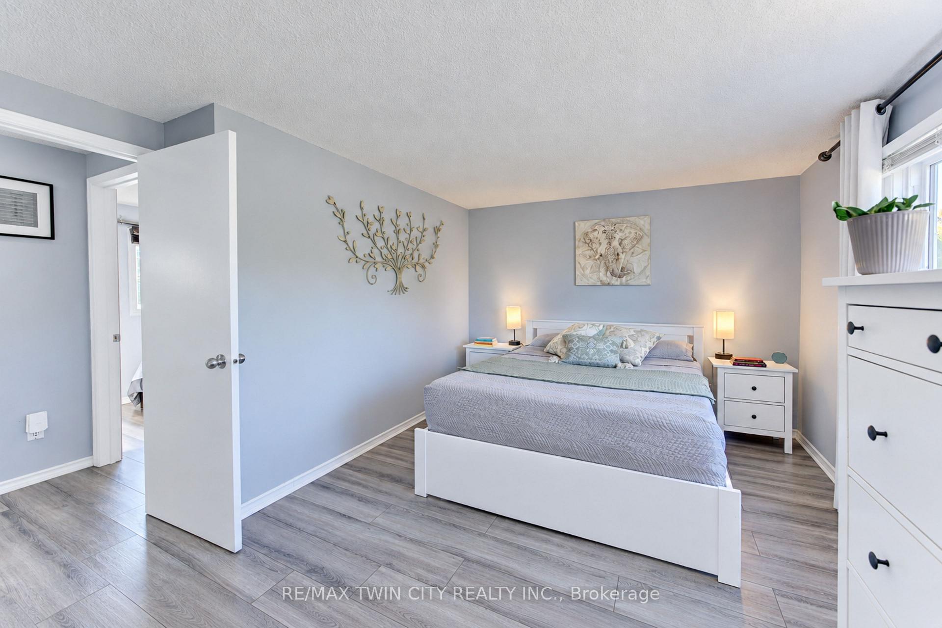Photo 17 of 190 Nith River Way, North Dumfries, Ayr — HOMEH