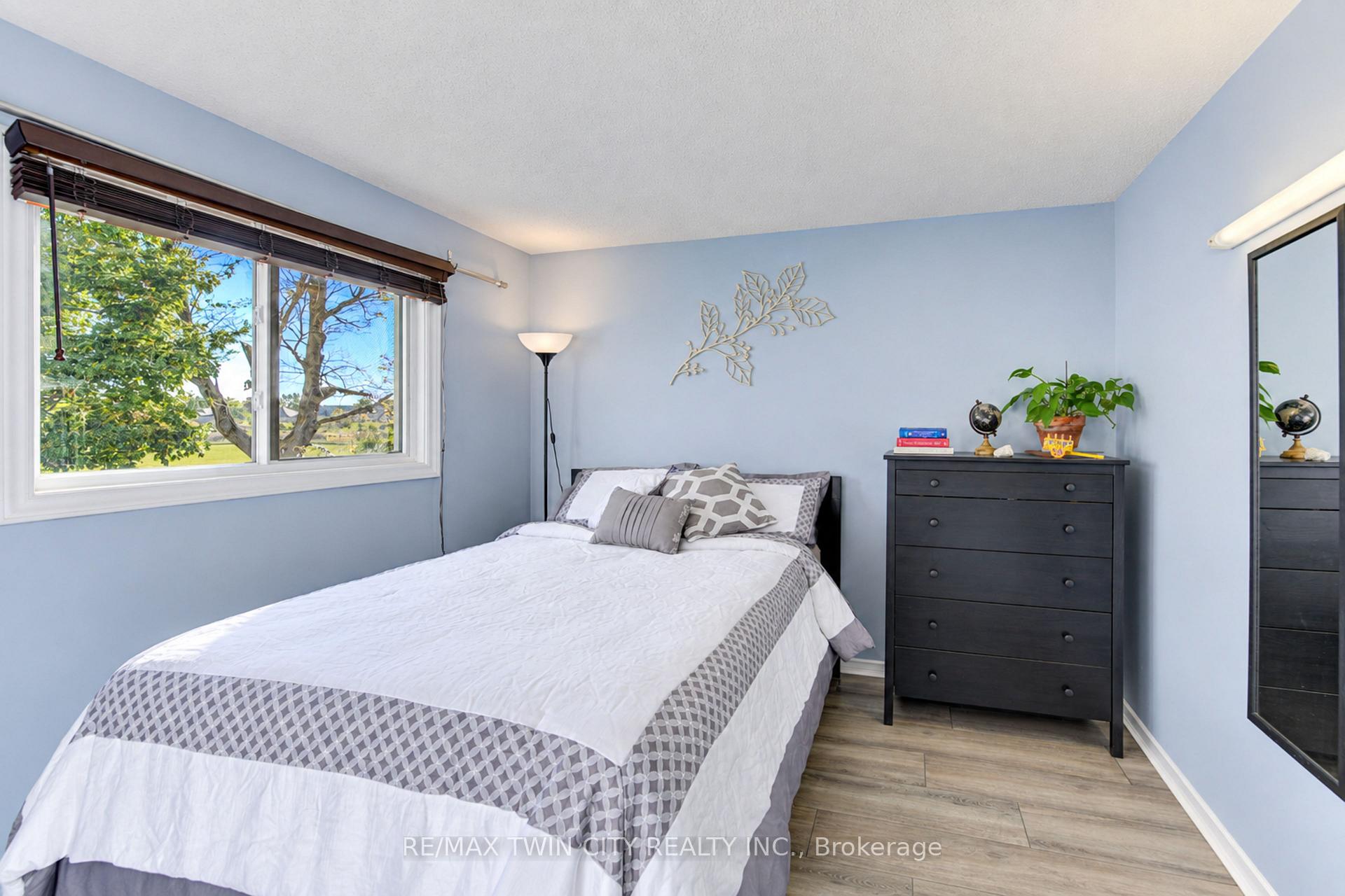 Photo 19 of 190 Nith River Way, North Dumfries, Ayr — HOMEH