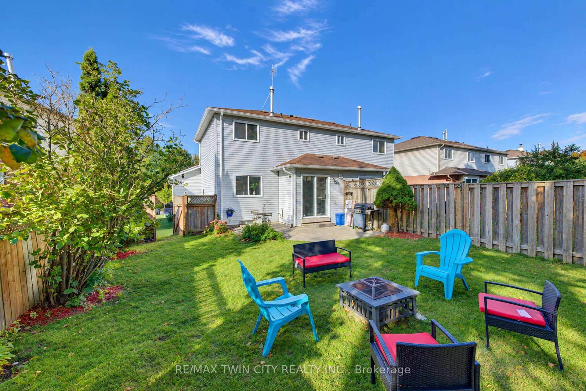 Photo 25 of 190 Nith River Way, North Dumfries, Ayr — HOMEH