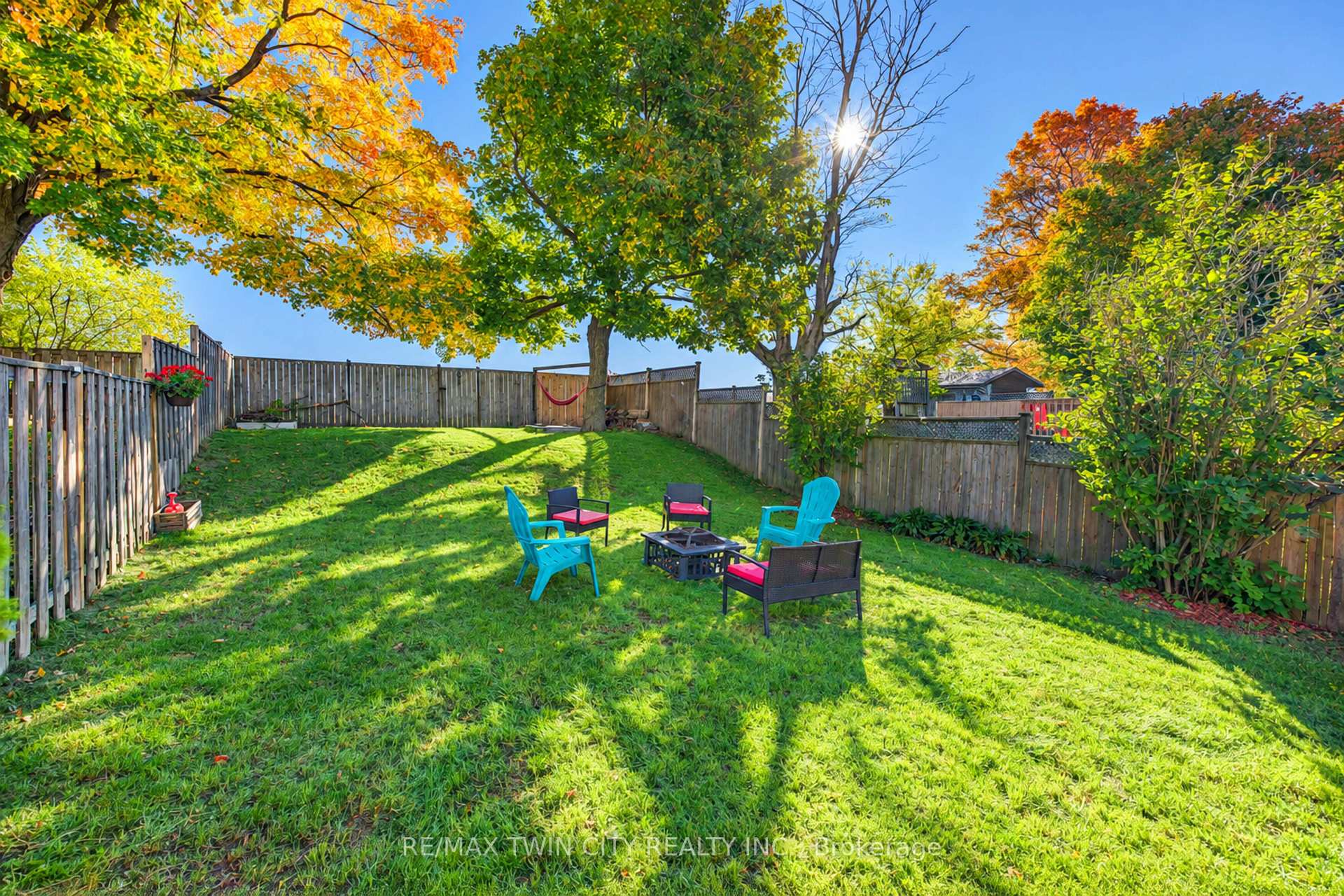 Photo 26 of 190 Nith River Way, North Dumfries, Ayr — HOMEH