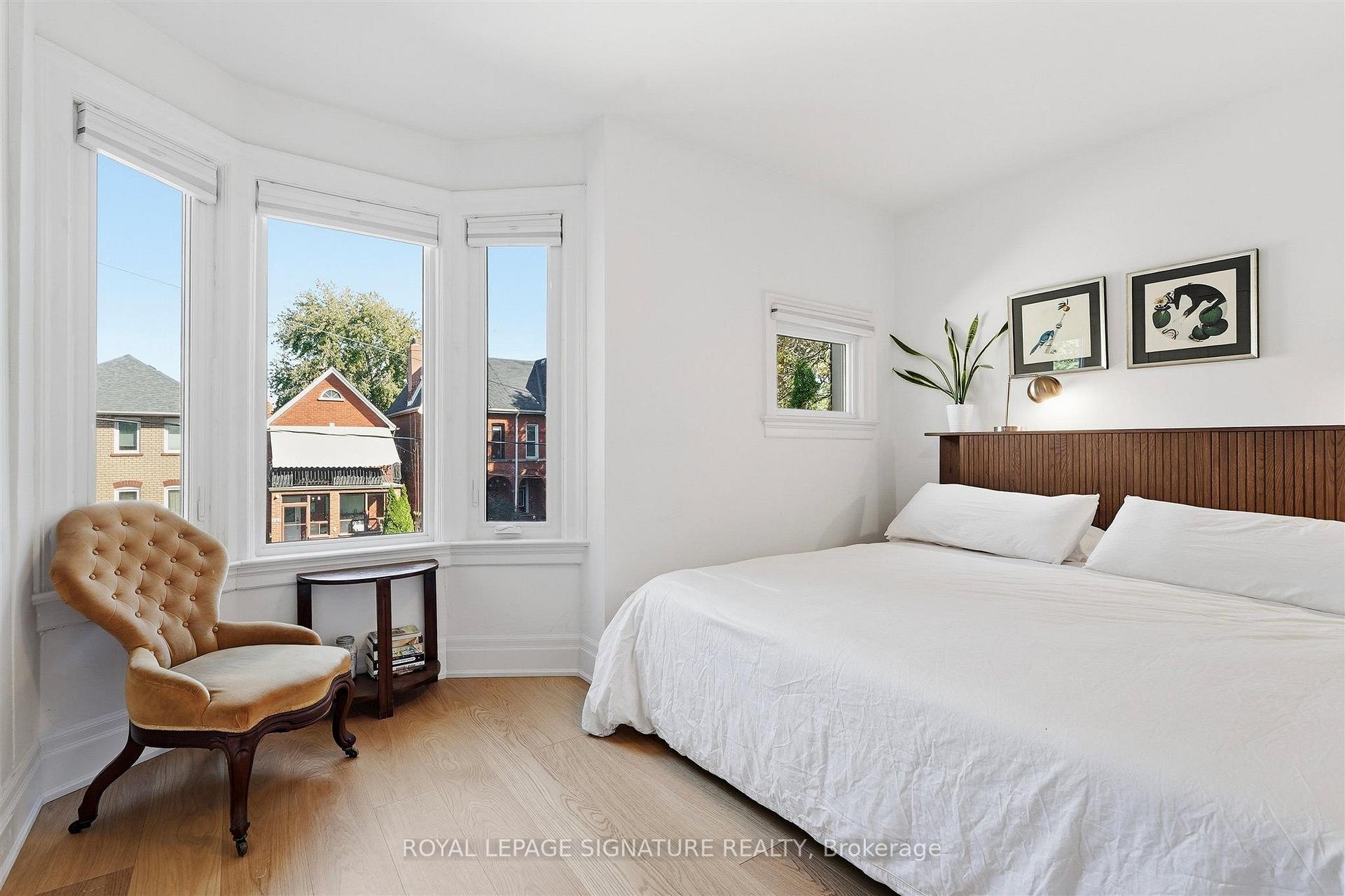 Photo 21 of 350 Delaware Avenue, Toronto, Dovercourt-Wallace Emerson-Junction — HOMEH