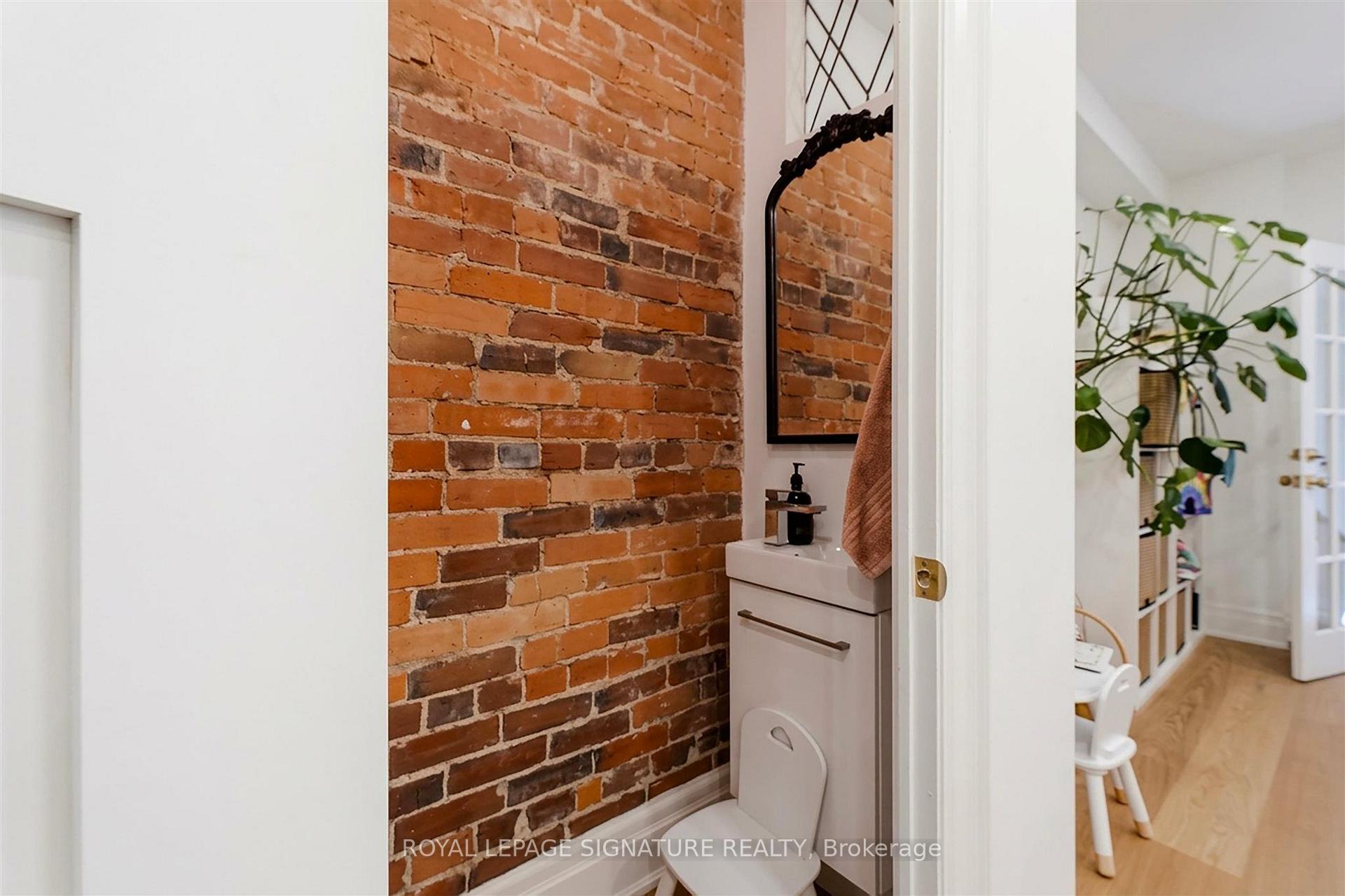 Photo 28 of 350 Delaware Avenue, Toronto, Dovercourt-Wallace Emerson-Junction — HOMEH
