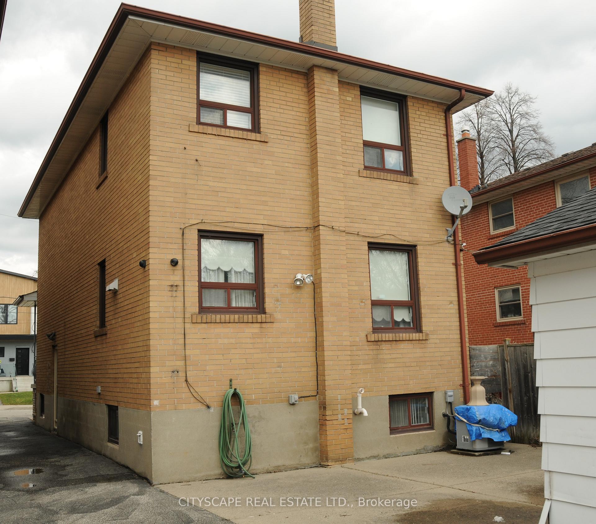 Photo 2 of Unit Basement, 49 Algoma Street, Etobicoke, Mimico — HOMEH