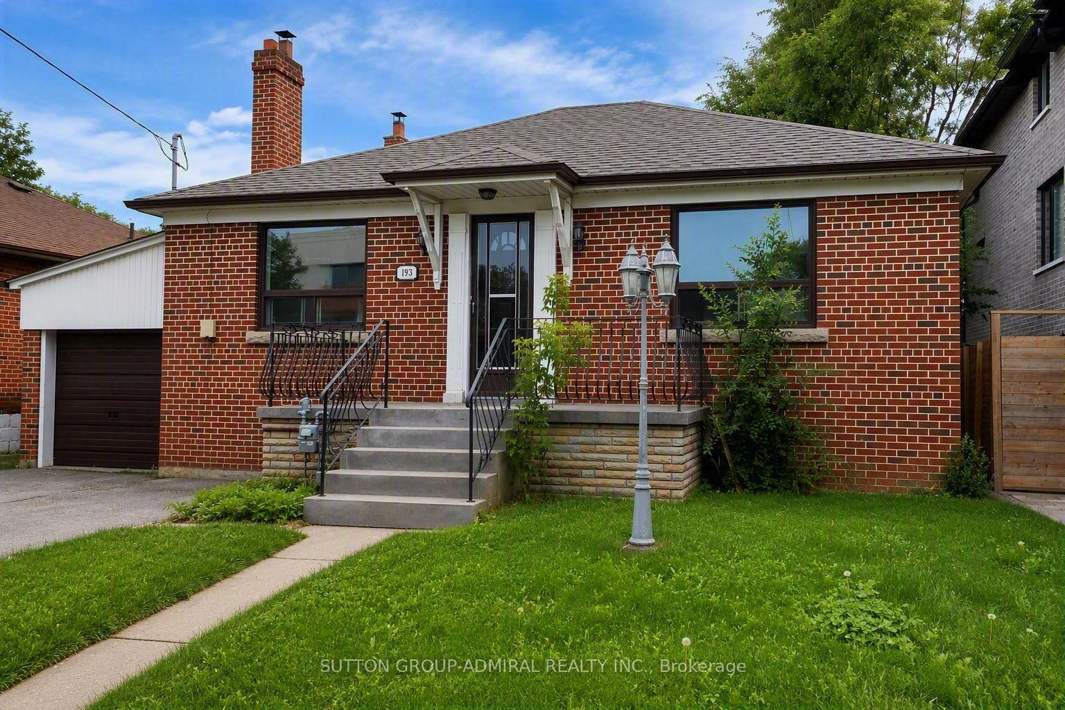 Photo of 493 Hounslow Avenue
